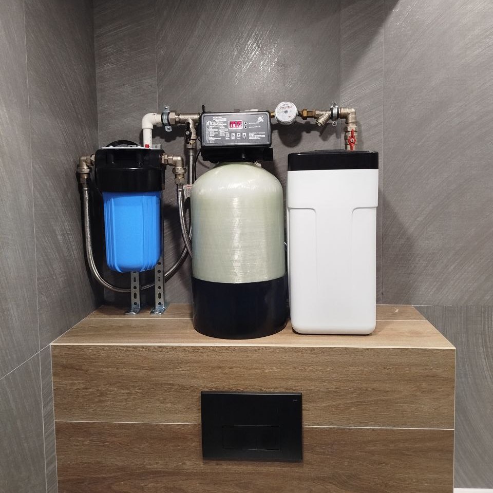 Установка умягчения компакт Soft-0,3-02-03 (0817, 117q, 57х50х25 см)