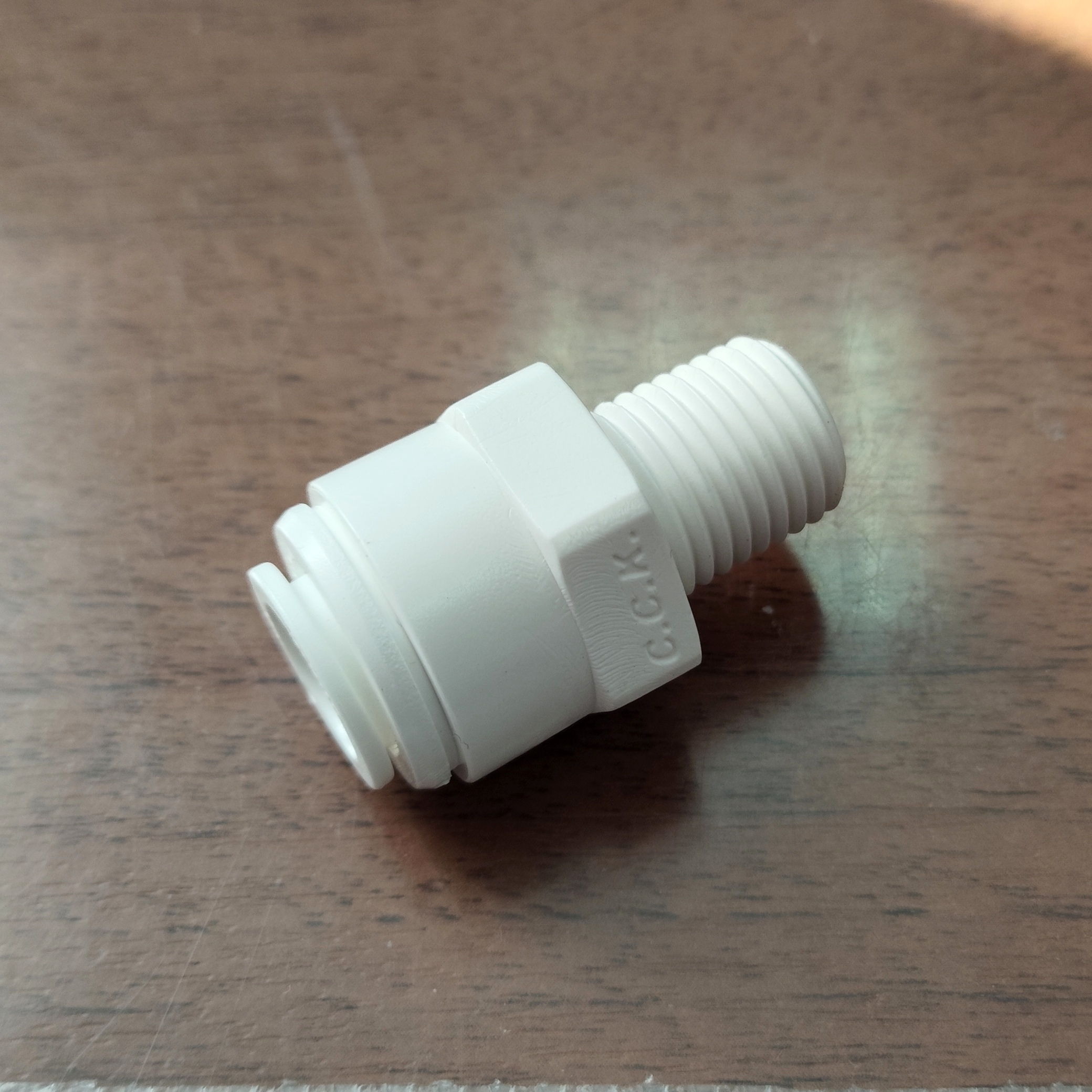 Переходник  3/8" трубка - 1/4" НР JG