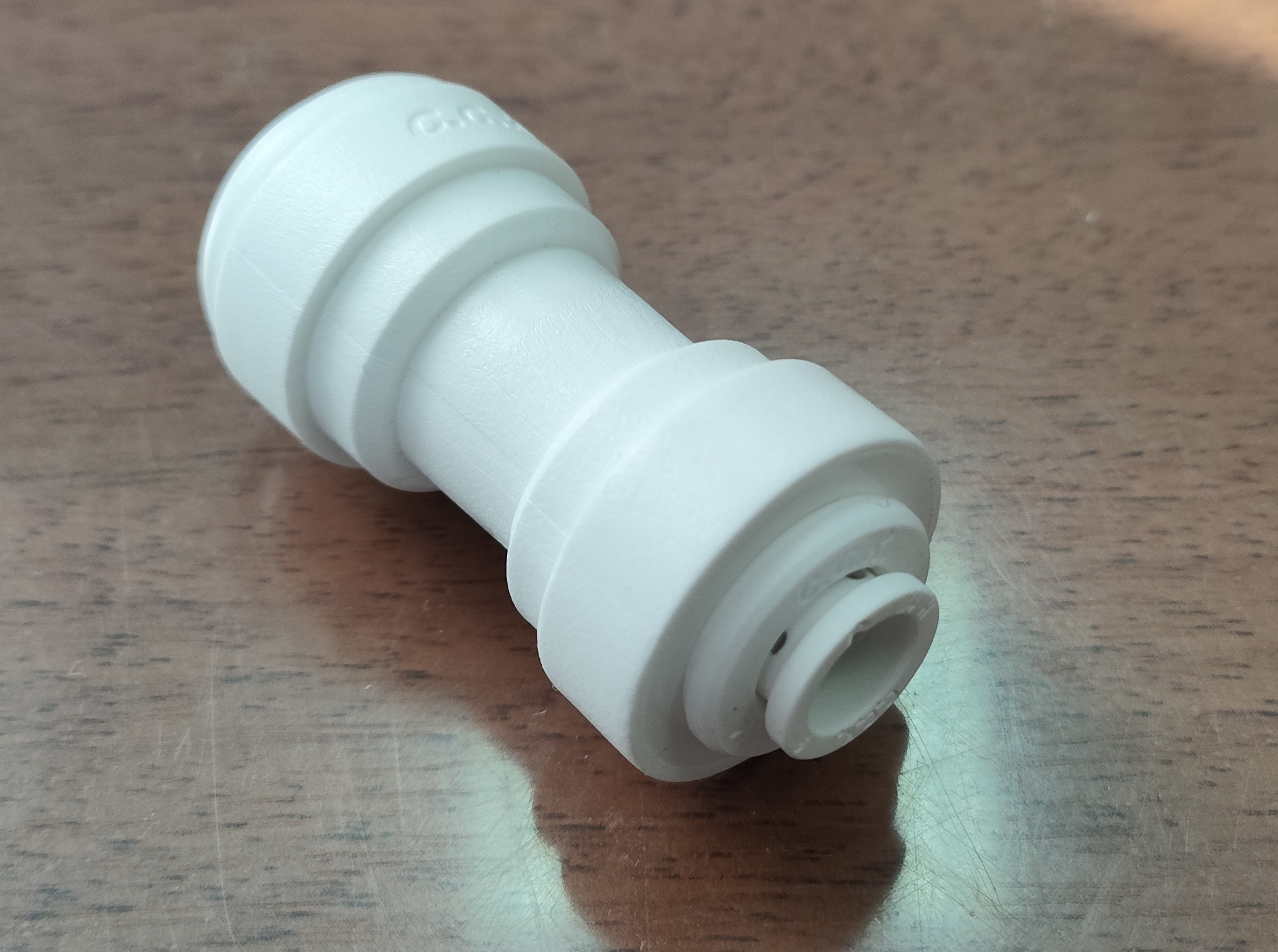Переходник 3/8" трубка - 1/4" трубка JG